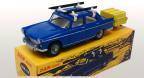 Peugeot 404 Bleue (Toit Ouvrant) avec Skis, Remorque Monoroue Jaune et Bagages (Exclusivité Dan-Toys, Edition Limitée 500 Exemplaires)
